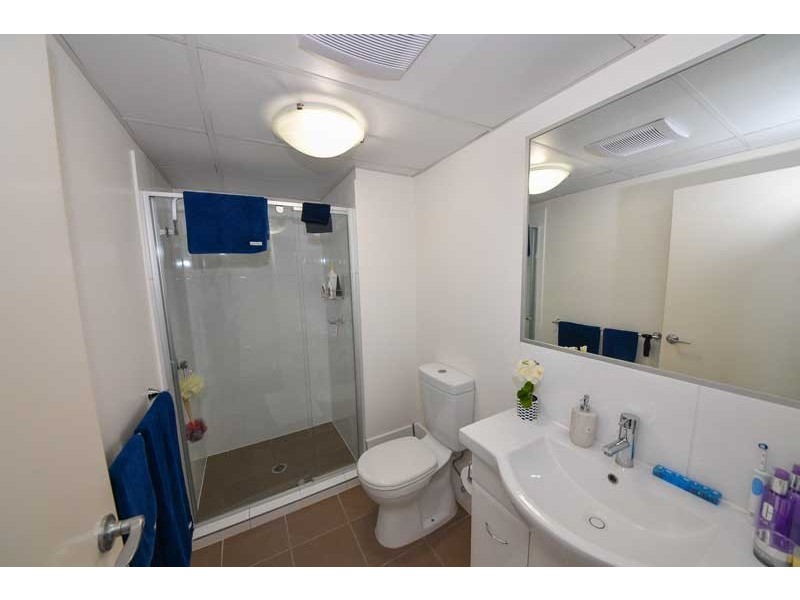 883/51 Playfield Street, Chermside QLD 4032