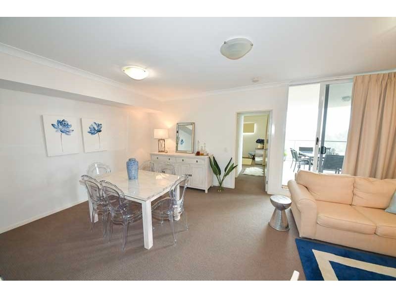 883/51 Playfield Street, Chermside QLD 4032