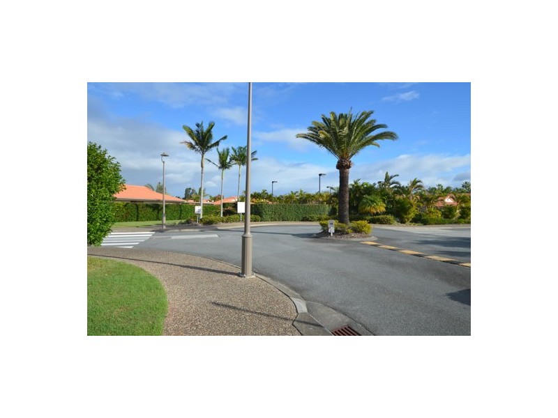 11/88 Cotlew Street East, Southport QLD 4215