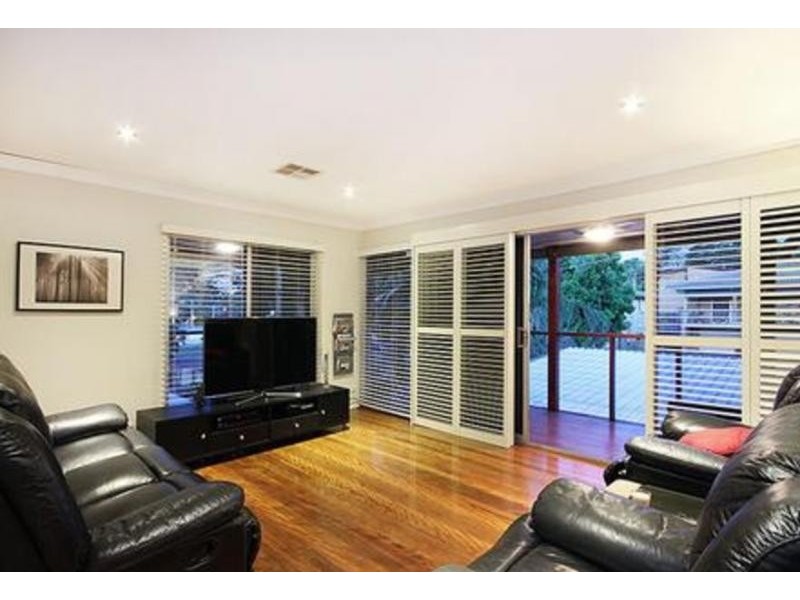 5 Jeetho Street, Jindalee QLD 4074