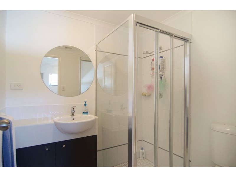 8/44 Pease street, Manoora QLD 4870