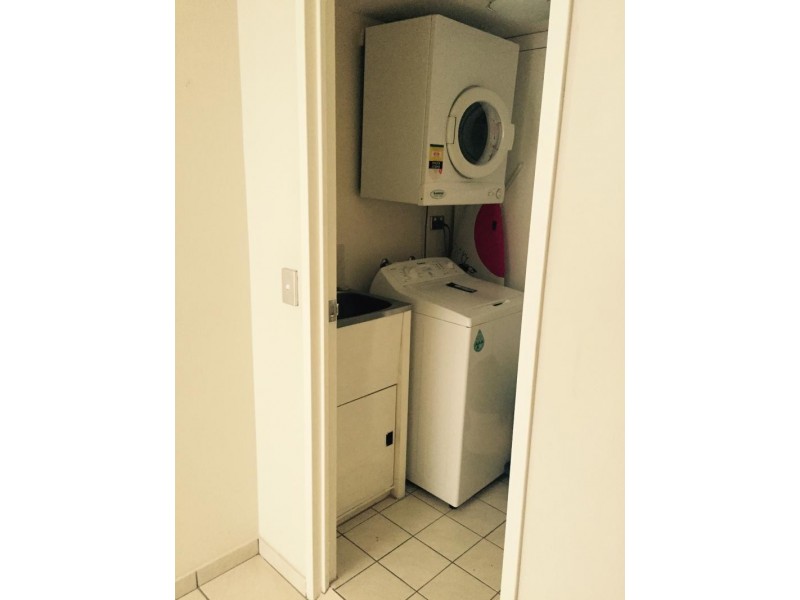 101/5 Enderley Ave, Surfers Paradise QLD 4217