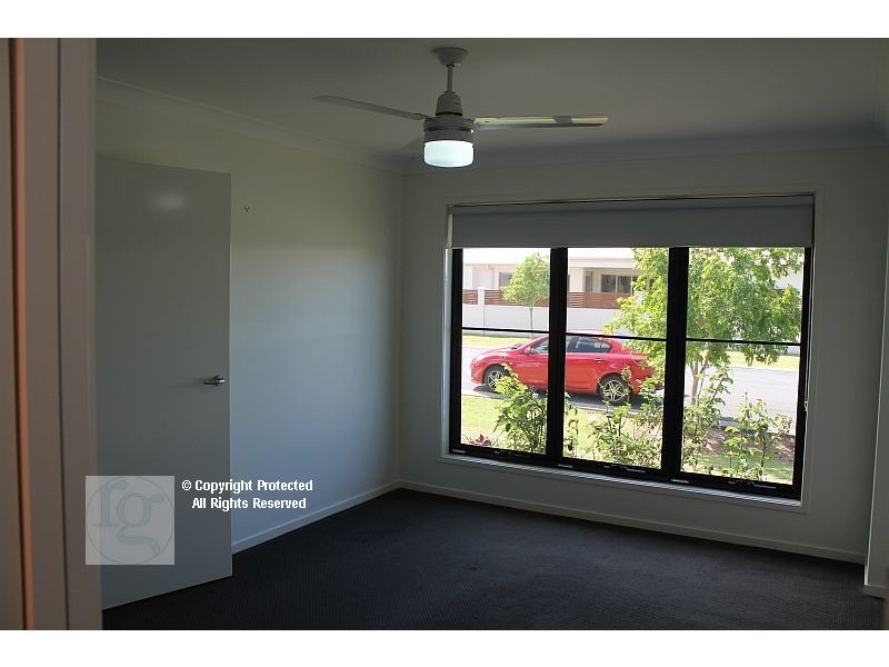 4 Gartside Avenue, Maudsland QLD 4210