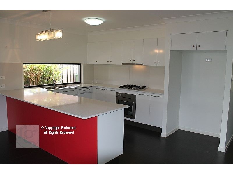 4 Gartside Avenue, Maudsland QLD 4210