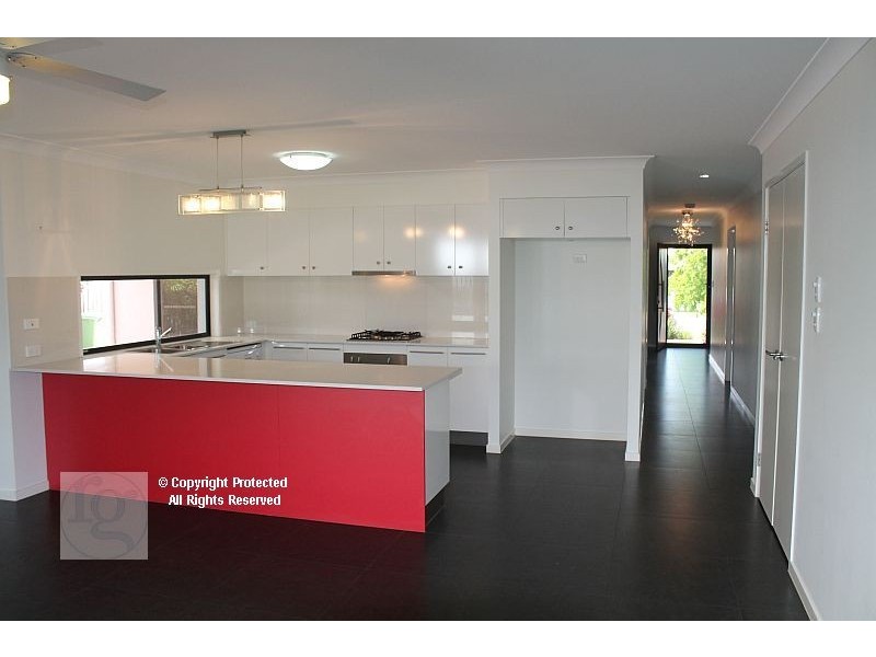 4 Gartside Avenue, Maudsland QLD 4210