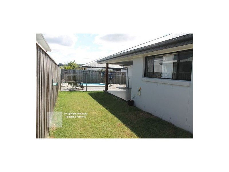 4 Gartside Avenue, Maudsland QLD 4210