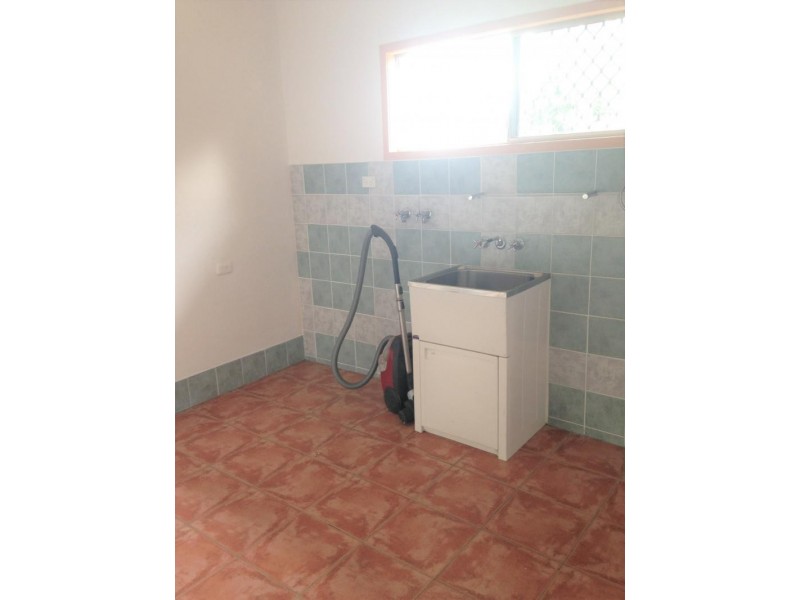 10 School Rd, Capalaba QLD 4157