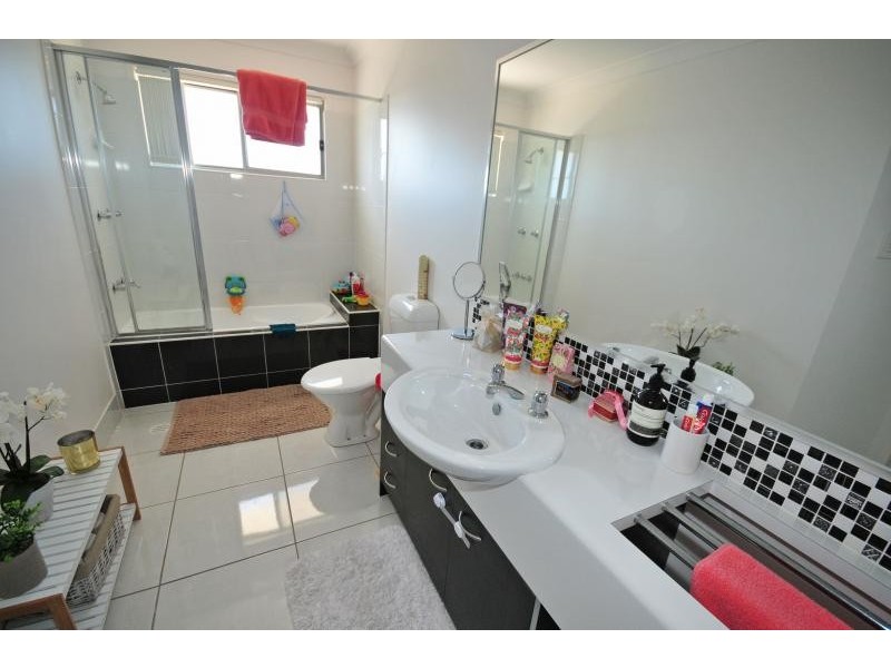 350 LEITCHS ROAD, Brendale QLD 4500