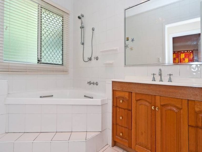 172 – 174 Loganlea Road, Loganlea QLD 4131