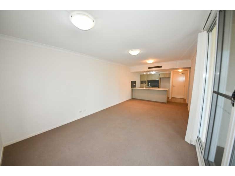 775/51 Playfield Street, Chermside QLD 4032