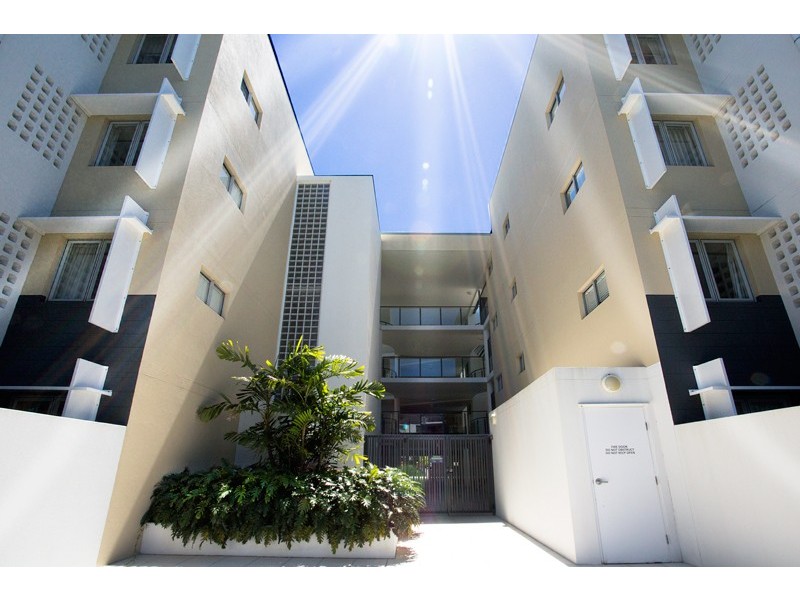 36/57 Grand Parade, Kawana Island QLD 4575