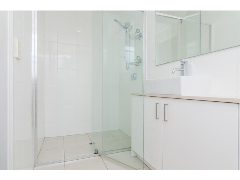 201/20 Playfield Street, Chermside QLD 4032