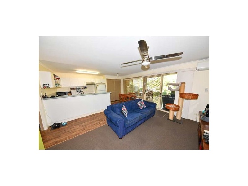 2/72 Tooombul Tce, Nundah QLD 4012