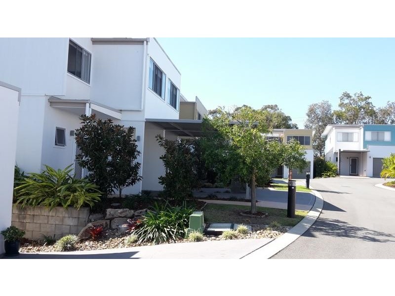 430 Pine Ridge Road, Coombabah QLD 4216