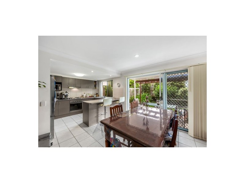 8/29 Lachlan Drive, Wakerley QLD 4154