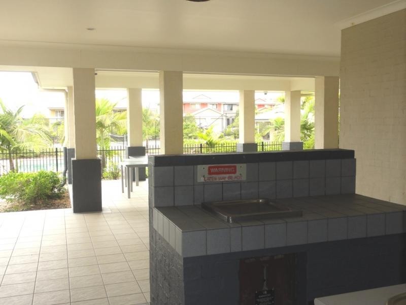 31 Archipelago Street, Pacific Pines QLD 4211