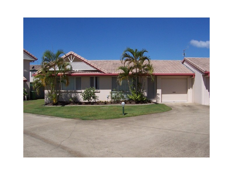 20 St Kevins Ave, Benowa QLD 4217