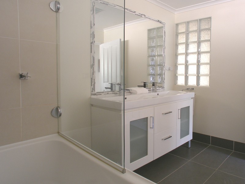 16 Palm Street, Holloways Beach QLD 4878