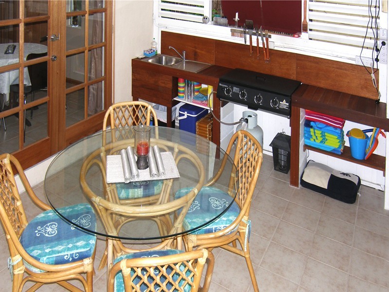 16 Palm Street, Holloways Beach QLD 4878