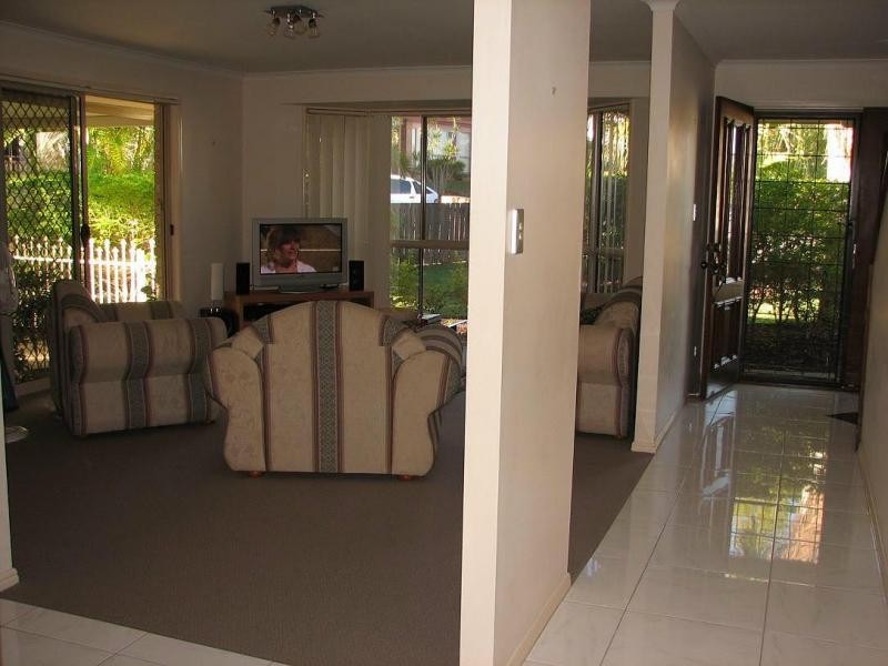6 Butterfly Court, Benowa QLD 4217