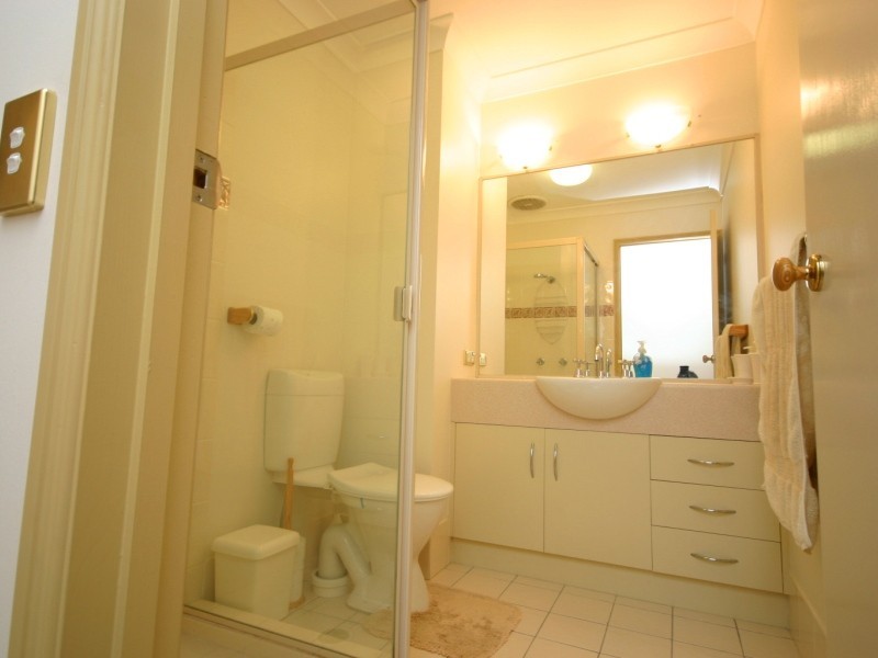 31/19 Santa Barbara Road, Hope Island QLD 4212