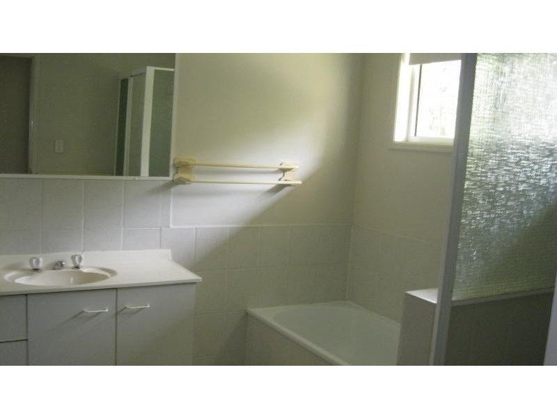 64/33-67 Edmund Rice Dr, Southport QLD 4215