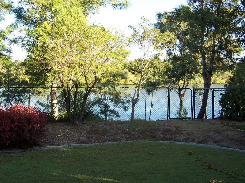 12/4 Koala Town Rd, Upper Coomera QLD 4209