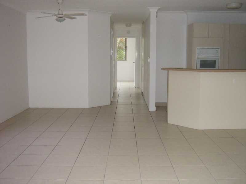 22/15 Santa Monica Blvd, Miami QLD 4220