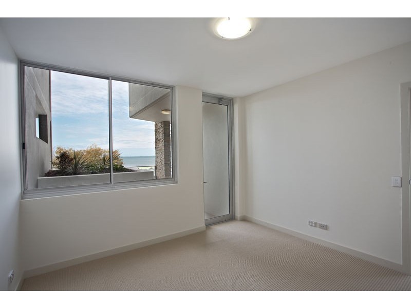 1/1Angus Cnr Angus & Hornibrook Esplanade, Clontarf QLD 4019