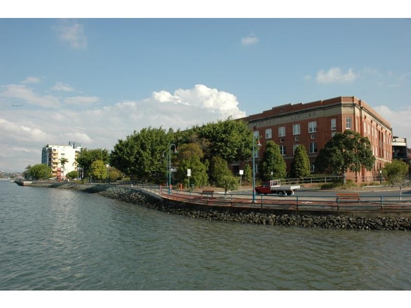 152/53 Vernon Terrace, Teneriffe QLD 4005