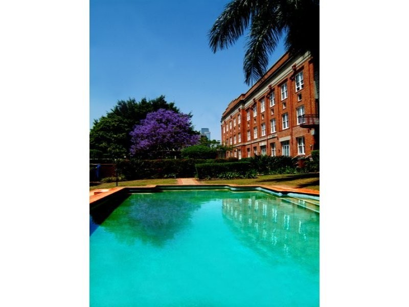 152/53 Vernon Terrace, Teneriffe QLD 4005