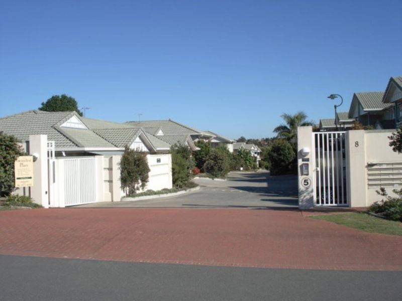 3/8 Gemview Street, Calamvale QLD 4116