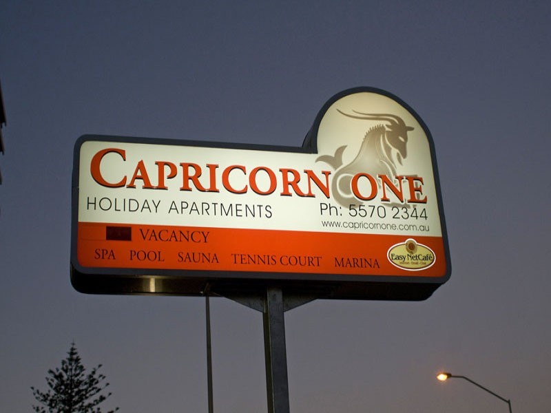 198 Ferny Avenue, Surfers Paradise QLD 4217