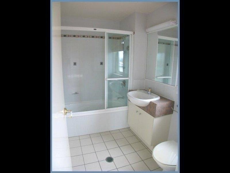 18 Dunmore Terrace, Auchenflower QLD 4066