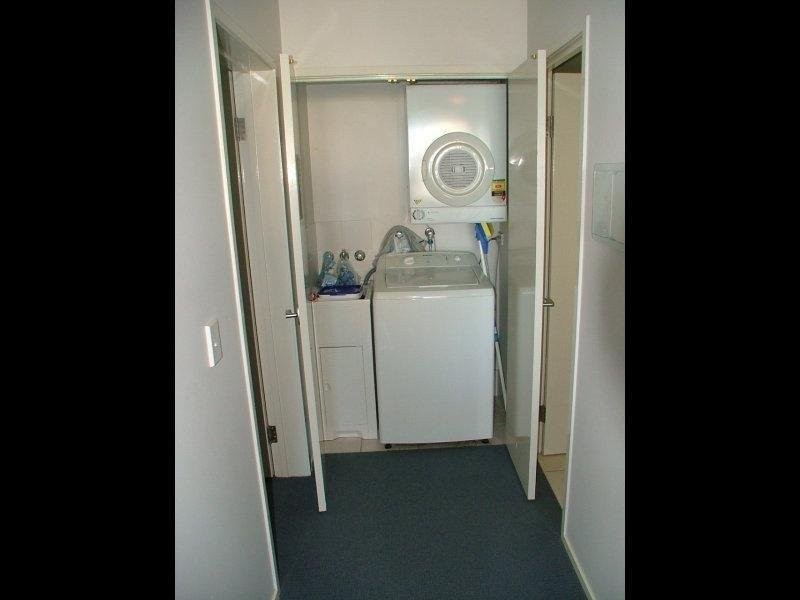11/27 Station Road, Indooroopilly QLD 4068