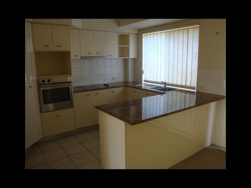 480 Christine Avenue, Robina QLD 4226