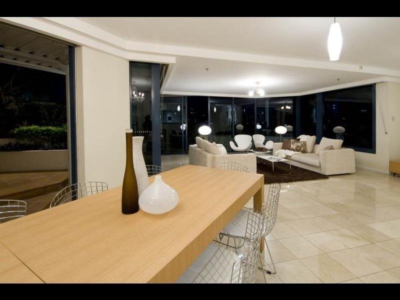 55 Darragh Street, Kangaroo Point QLD 4169