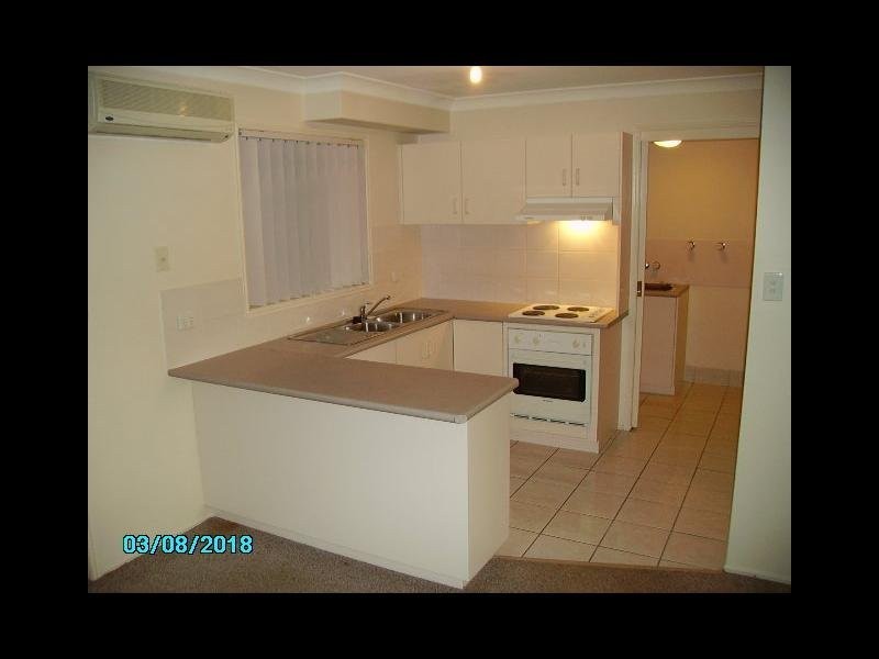 122 Johnson Road, Hillcrest QLD 4118