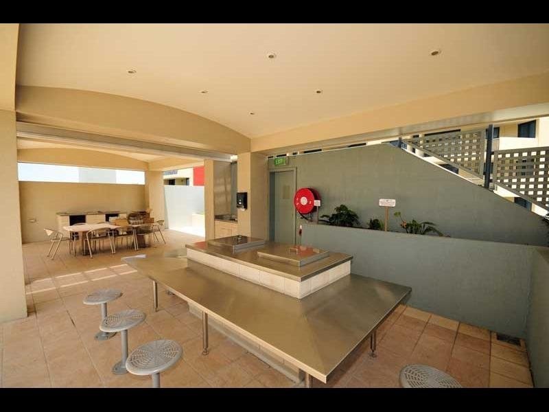 55 Darragh Street, Kangaroo Point QLD 4169