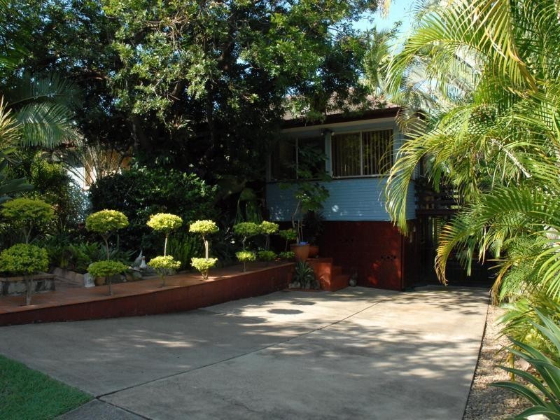 42 Hexham Street, Tarragindi QLD 4121