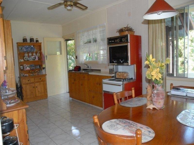 42 Hexham Street, Tarragindi QLD 4121