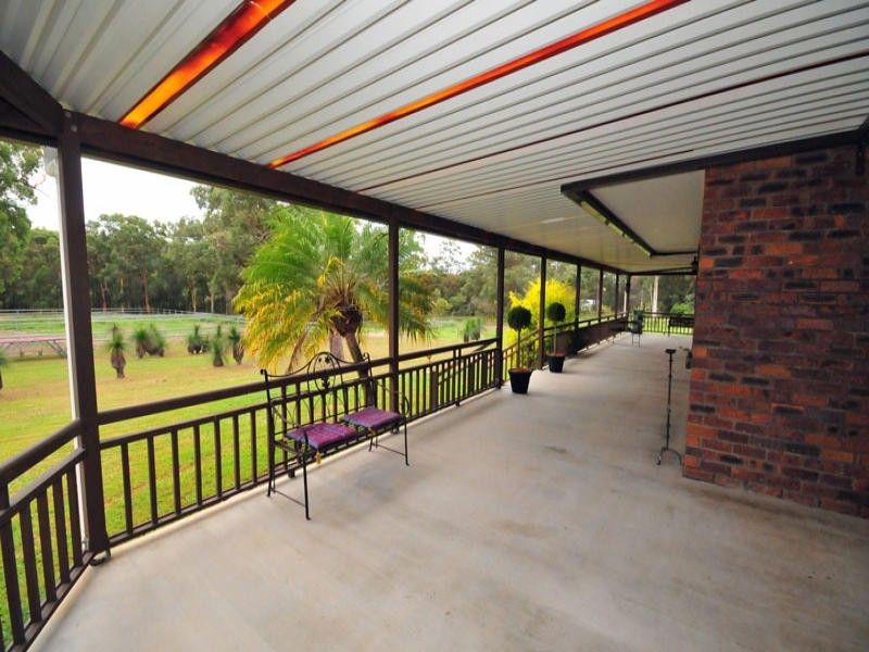 1286 Mount Gravatt – Capalaba Rd, Burbank QLD 4156