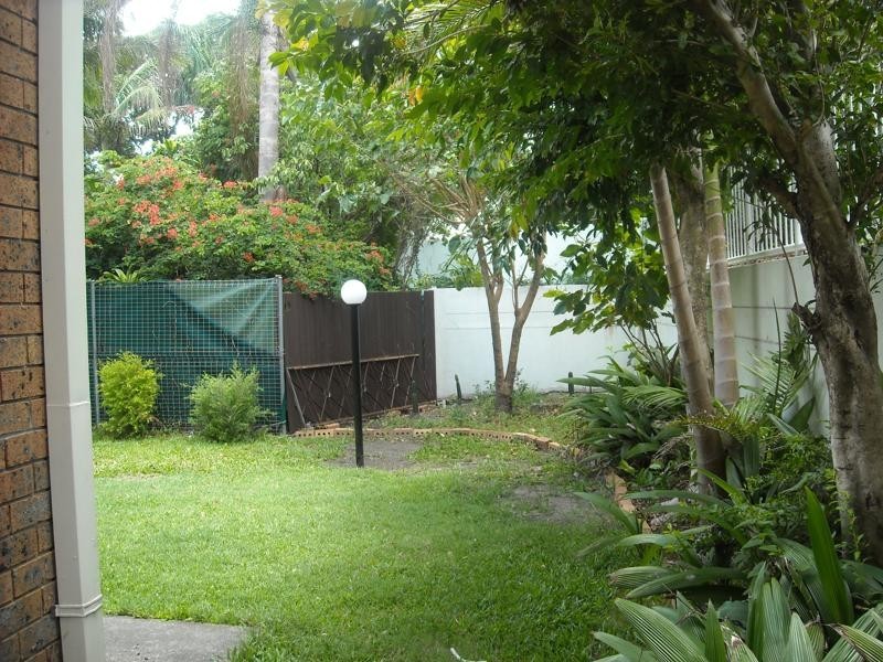 5/11 Frank St, Labrador QLD 4215