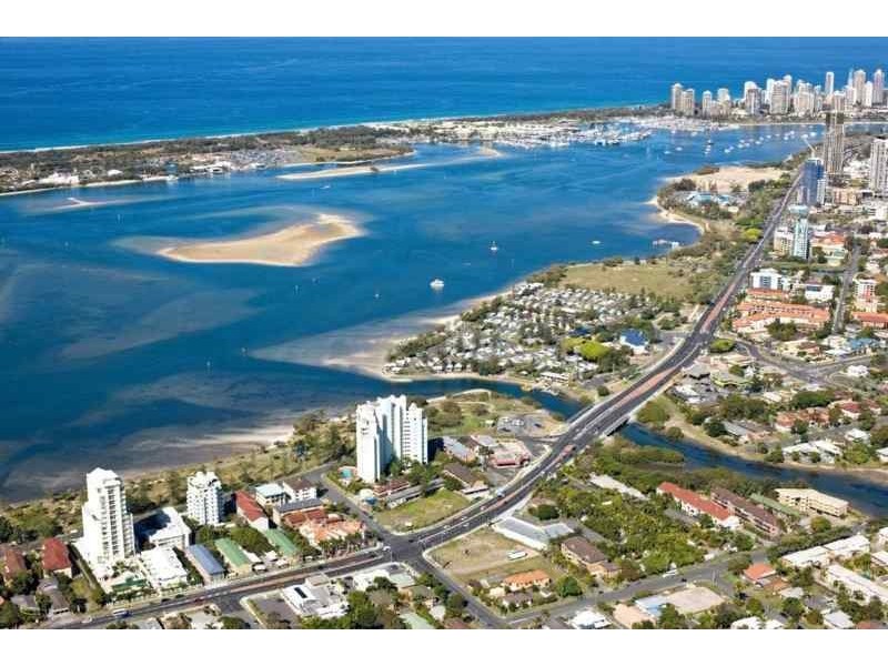 5/11 Frank St, Labrador QLD 4215