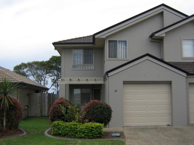 27/15 College Street, North Lakes QLD 4509