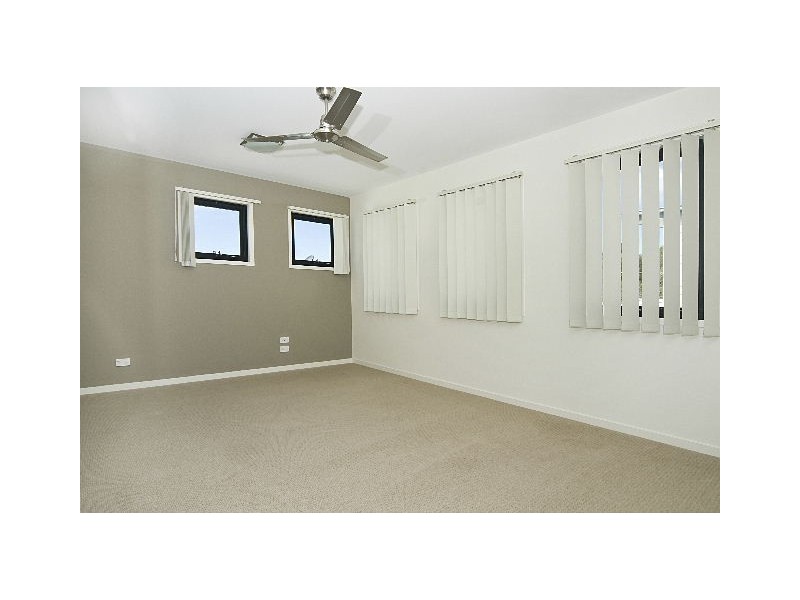 1/2 Hans Boysen Drive, Mudjimba QLD 4564