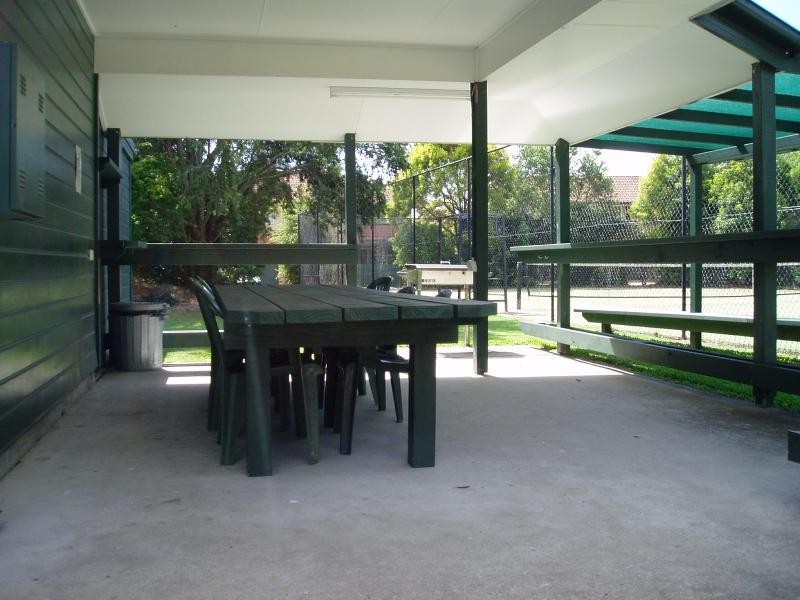 23 Tristan Court, Benowa QLD 4217