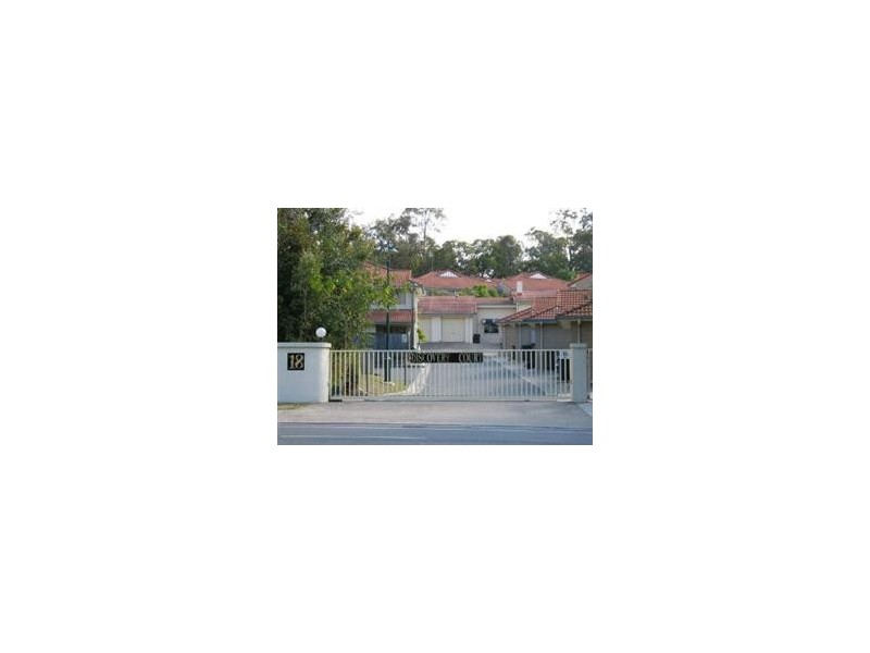 18 Discovery Drive, Helensvale QLD 4212