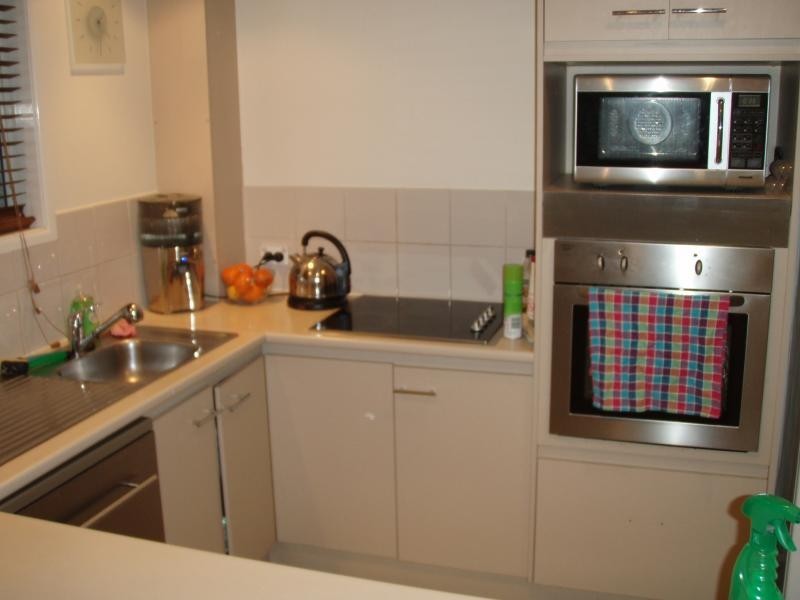 2/33-67 Edmund Rice Dr, Southport QLD 4215