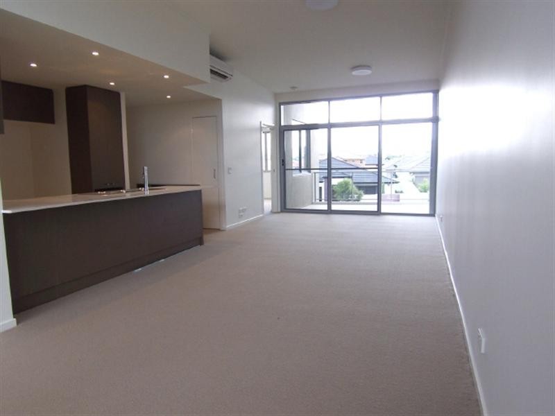 1/137 Scottsdale Dr, Robina QLD 4226